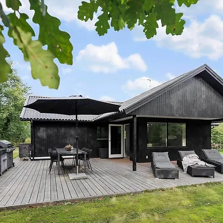 3725-nexo-stoberivej-5 Neksø